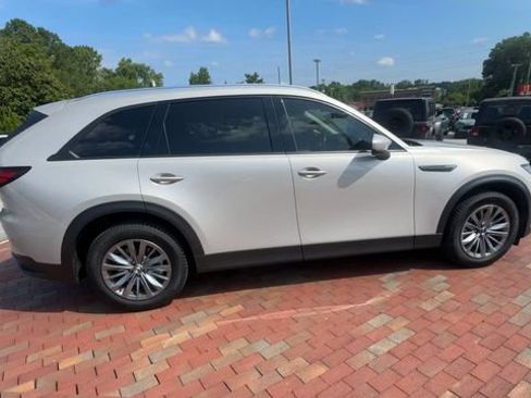 Used 2024 MAZDA CX-90 3.3 Turbo w/ Preferred Package AWD/4WD image 2
