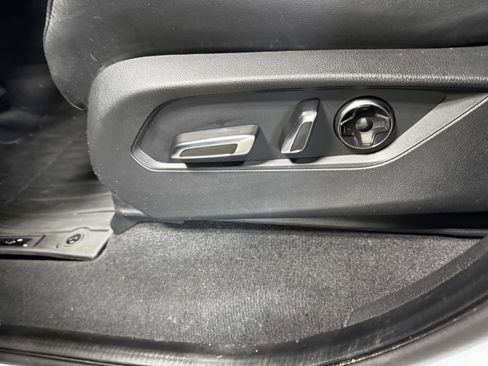 Certified 2023 Acura MDX FWD w/ Technology Package image 28