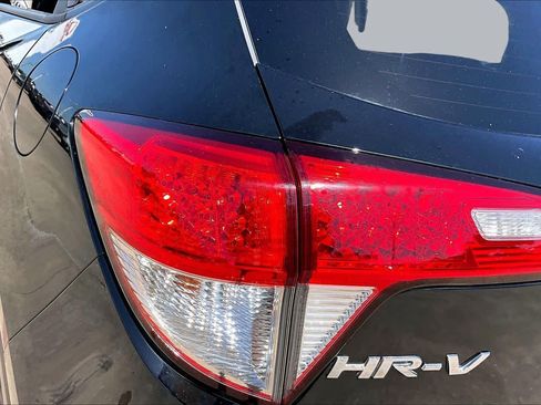 Used 2021 Honda HR-V EX image 29