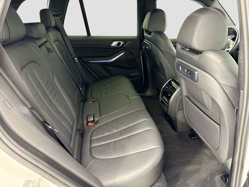 Used 2020 BMW X5 xDrive40i w/ M Sport Package AWD/4WD image 21