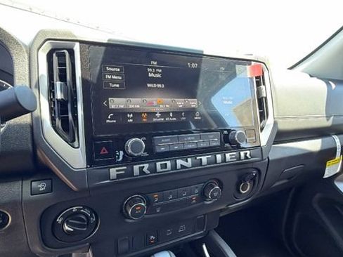 New 2026 Nissan Frontier SV w/ Tow Package AWD/4WD image 24