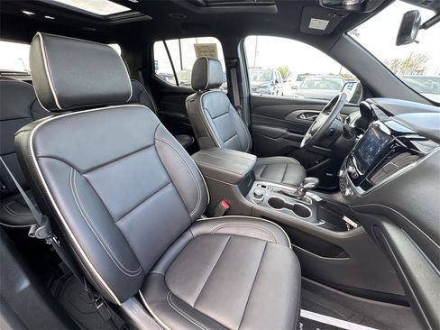 Used 2024 Chevrolet Traverse Premier image 26