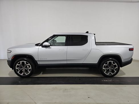 Used 2023 Rivian R1T Adventure AWD/4WD image 2