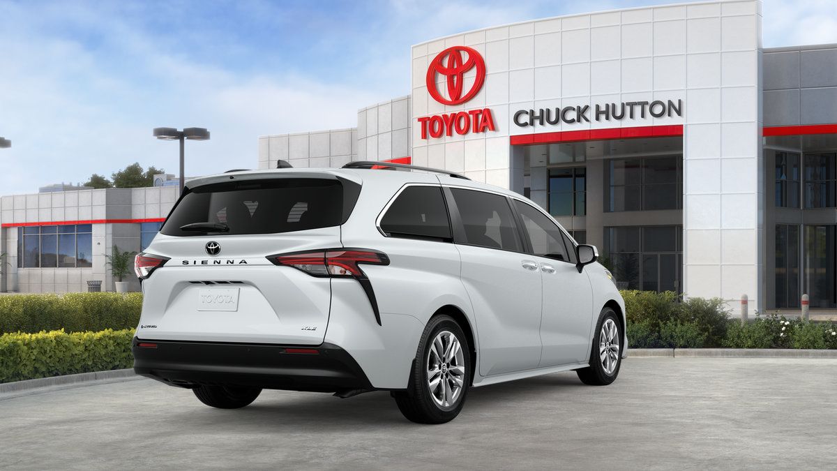 Certified 2026 Toyota Sienna XLE AWD/4WD image 45