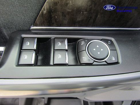 Certified 2022 Ford F150 Lariat w/ Equipment Group 502A High AWD/4WD image 25