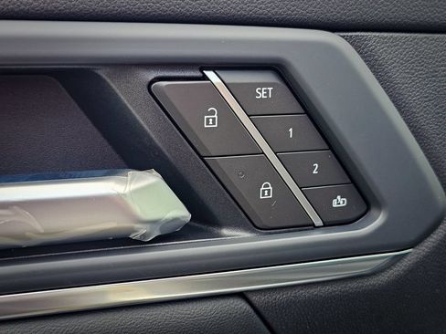 New 2027 GMC Terrain Elevation w/ Elevation Premium Package AWD/4WD image 10