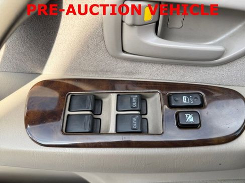 Used 2007 Toyota Sequoia SR5 AWD/4WD image 22