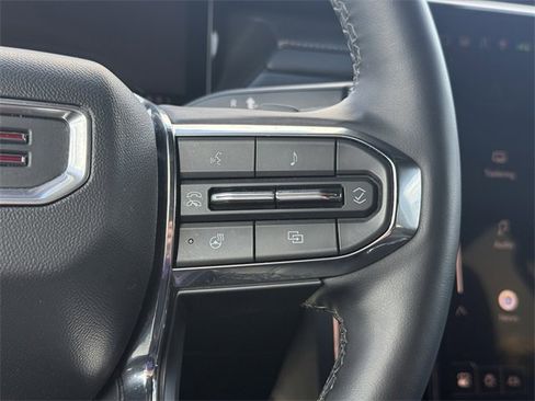 Used 2025 GMC Acadia Elevation image 23