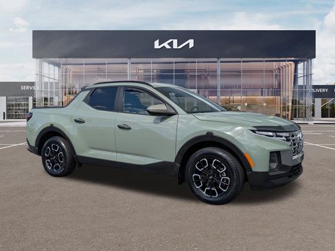 Used 2024 Hyundai Santa Cruz SEL w/ Activity Package FWD image 1
