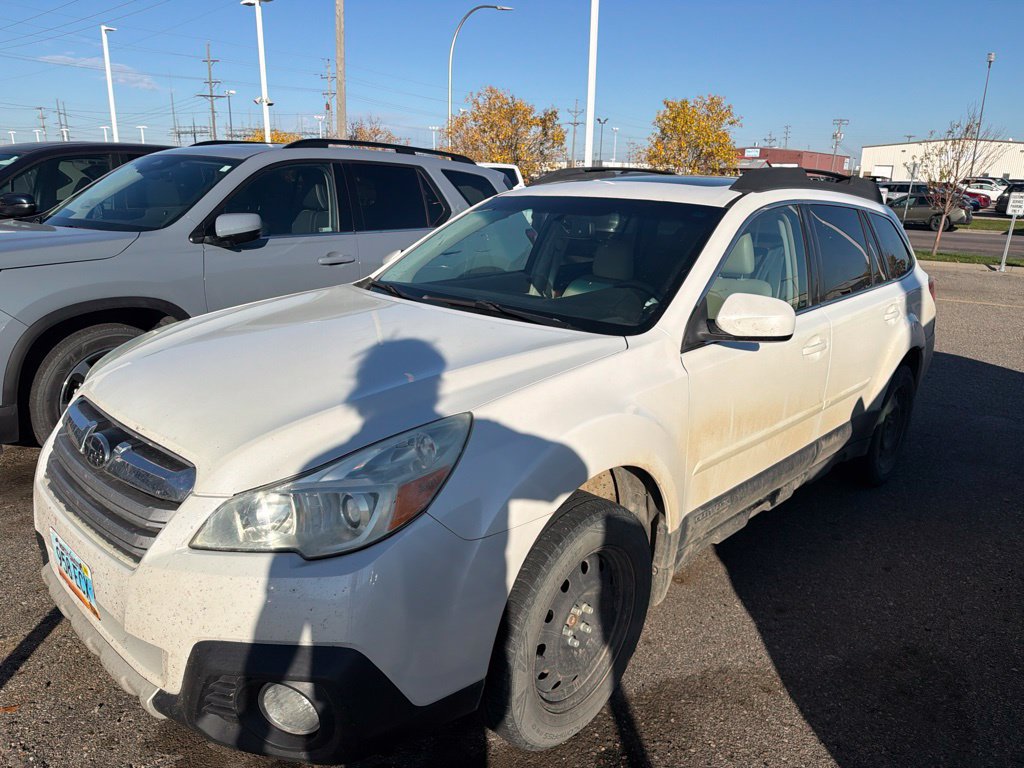 Used 2013 Subaru Outback 2.5i Limited w/ Moonroof Pkg AWD/4WD image 8