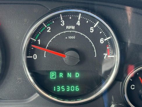 Used 2014 Jeep Wrangler Unlimited Rubicon w/ Dual Top Group AWD/4WD image 18