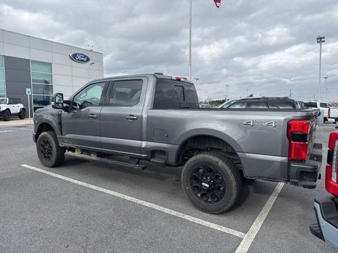 Used 2024 Ford F350 Lariat w/ Black Appearance Package image 10