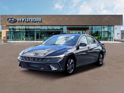 New 2026 Hyundai Elantra Sport image 1