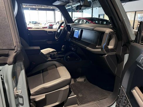 Used 2022 Ford Bronco Black Diamond AWD/4WD image 26
