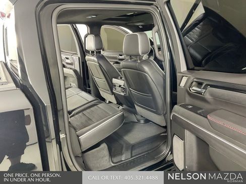 Used 2023 GMC Sierra 1500 AT4X AWD/4WD image 14