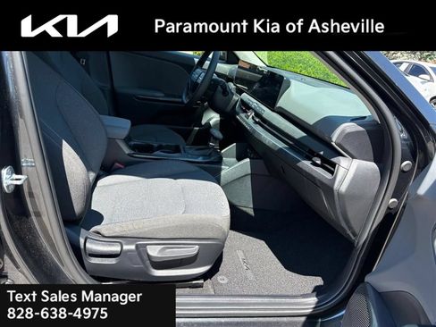 Certified 2025 Kia K4 FWD image 17
