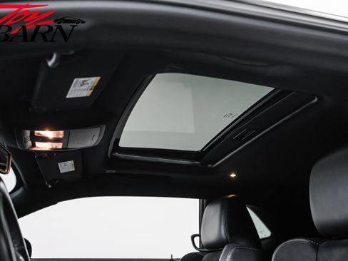 Used 2021 Dodge Challenger R/T Scat Pack RWD image 24