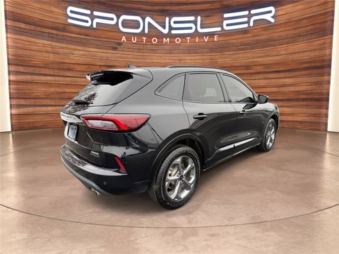 Used 2023 Ford Escape ST-Line w/ Tech Pack #1 image 8