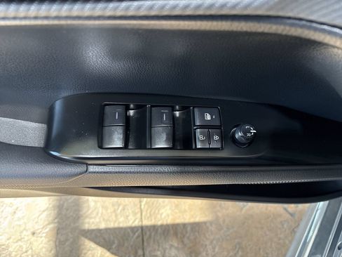 Used 2025 Toyota Camry SE w/ Convenience Package FWD image 13