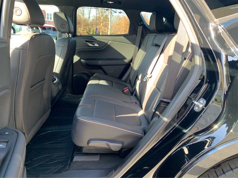 Used 2023 Chevrolet Blazer Premier w/ Enhanced Convenience Package image 24