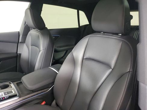 Used 2023 Audi Q8 Premium Plus w/ Premium Plus Package AWD/4WD image 23