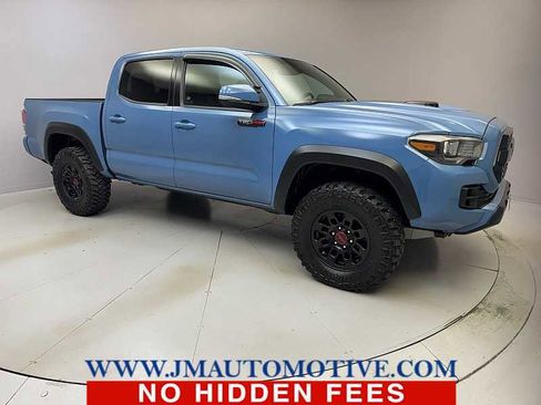 Used 2018 Toyota Tacoma TRD Pro image 7