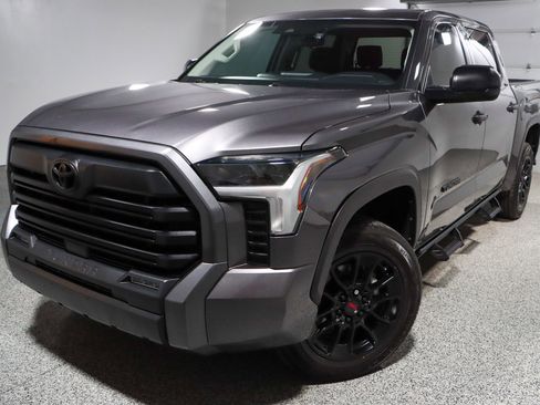 Used 2023 Toyota Tundra SR5 image 31
