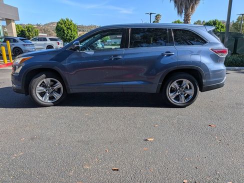 Used 2016 Toyota Highlander Limited FWD image 5