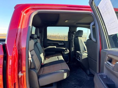 Used 2023 Chevrolet Silverado 1500 High Country w/ Technology Package image 9