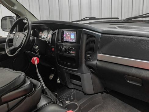 Used 2004 Dodge Ram 1500 Truck 2WD Regular Cab image 12