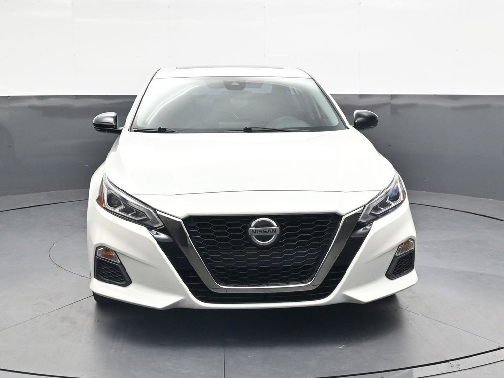 Used 2021 Nissan Altima 2.5 SR w/ SR Premium Package FWD image 14