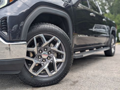 Used 2022 GMC Sierra 1500 SLT w/ SLT Premium Plus Package AWD/4WD image 37
