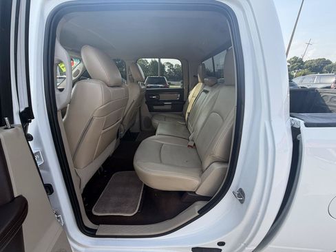 Used 2014 RAM 1500 Laramie w/ Convenience Group AWD/4WD image 12