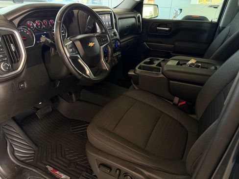 Used 2022 Chevrolet Silverado 1500 LT AWD/4WD image 10