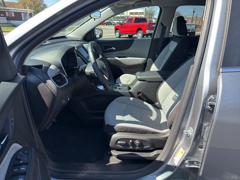 Used 2024 Chevrolet Equinox LT image 12