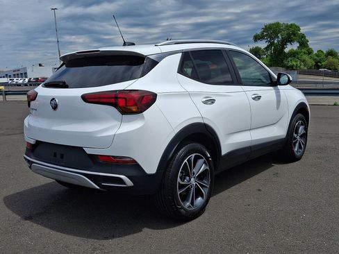 Certified 2023 Buick Encore GX Select w/ Safety Package II AWD/4WD image 6