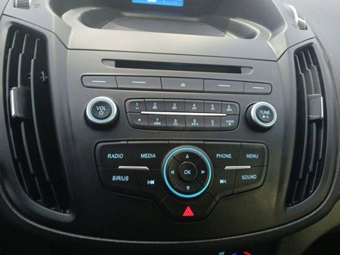 Used 2017 Ford Escape SE image 27