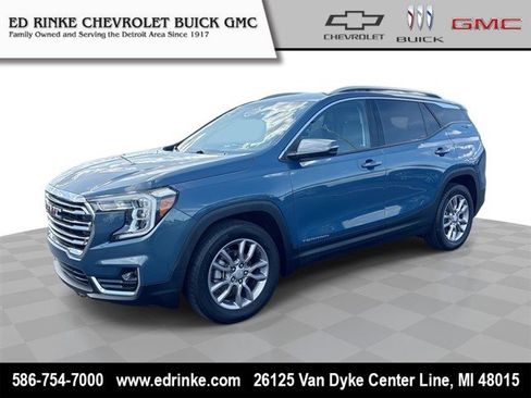 Certified 2024 GMC Terrain SLT w/ LPO, Floor Liner Package FWD image 1