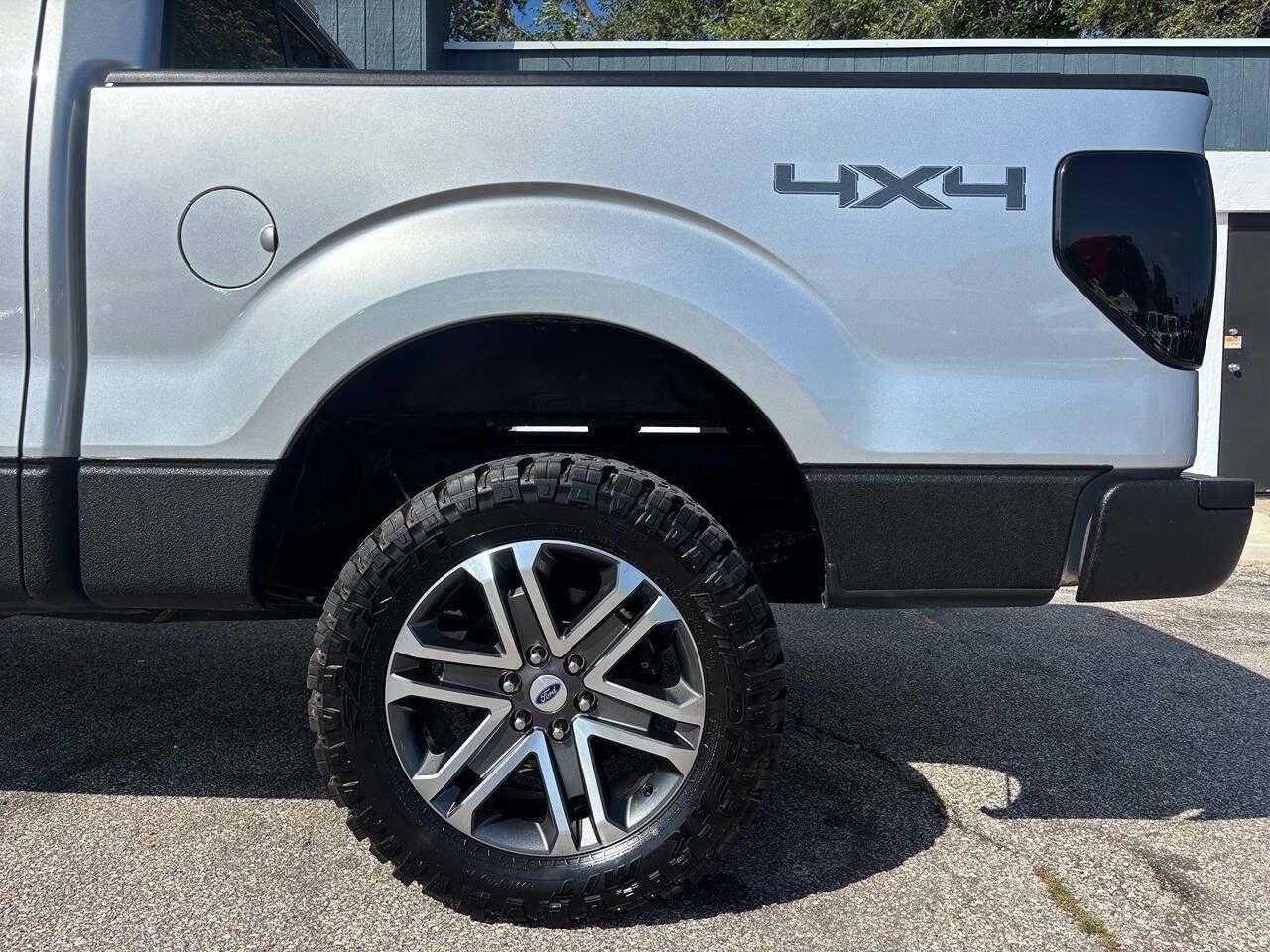 Used 2012 Ford F150 XLT w/ XLT Convenience Pkg AWD/4WD image 15