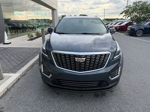 Used 2021 Cadillac XT5 Luxury FWD image 2