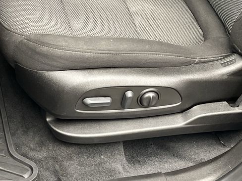 Certified 2023 Chevrolet Traverse LT image 10