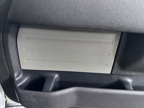 Used 2011 Ford F150 FX4 w/ Max Trailer Tow Pkg image 29