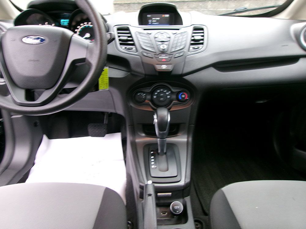 Used 2018 Ford Fiesta S FWD image 13