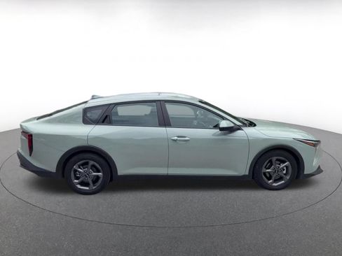 Used 2025 Kia K4 FWD image 16