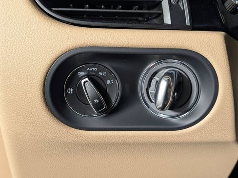 New 2026 Porsche Macan S image 34