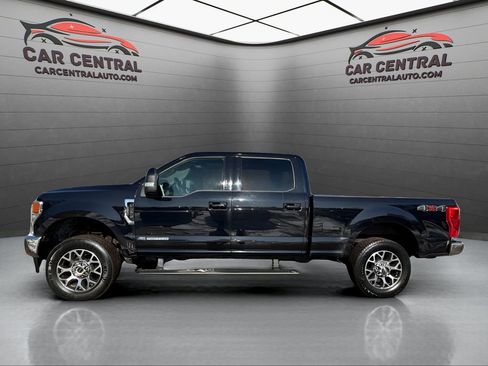 Used 2020 Ford F350 Lariat w/ Lariat Ultimate Package image 3