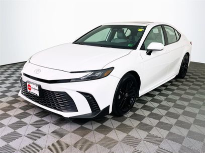 Used 2025 Toyota Camry SE w/ Multimedia Upgrade Package