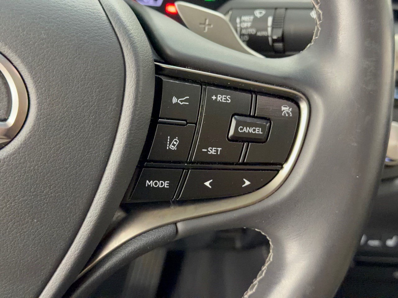 Used 2021 Lexus ES 350 w/ Premium Package FWD image 19