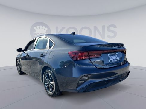 Used 2022 Kia Forte LXS image 4