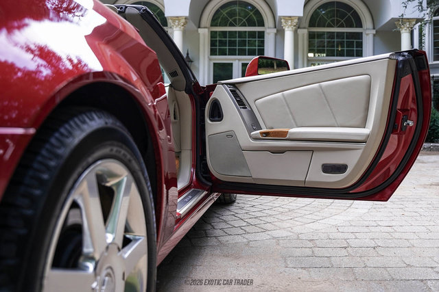 Used 2004 Cadillac XLR RWD image 38